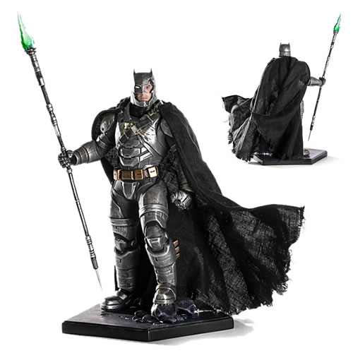 Iron Studios Art Scale 1/10 Statues - BVS Dawn Of Justice Movie - Battle Damaged Armored Batman