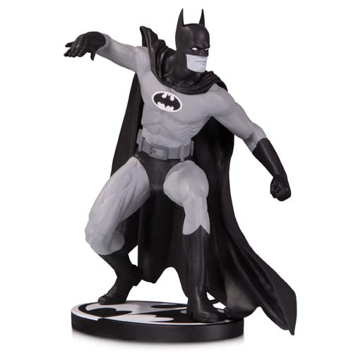 Batman B&W Statues - Batman By Gene Colan