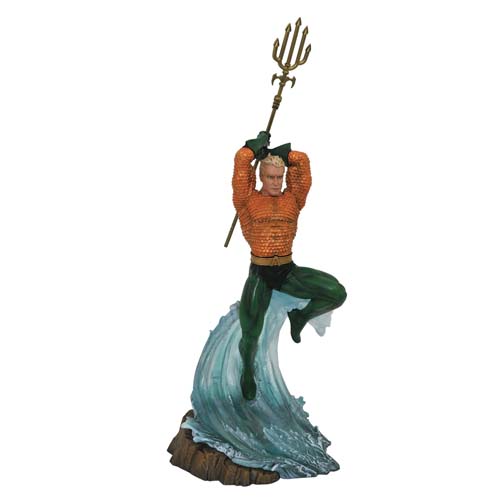 DC Comics PVC Gallery Statues - Aquaman Comic - Aquaman