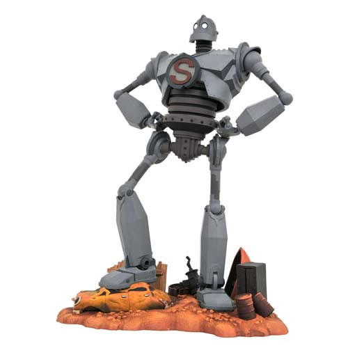 Iron Giant PVC Gallery Statues - Superman Iron Giant