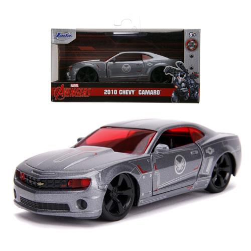 1:32 Scale Diecast - Hollywood Rides - Marvel - 2010 Chevy Camaro SS (War Machine Deco)