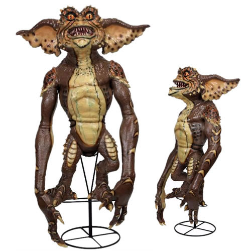 Gremlins Prop Replicas - Gremlins 2 Stunt Puppet (Brown)