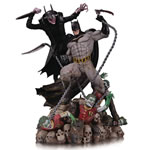 DC Comics Statues - The Batman Who Laughs Vs Batman Battle Statue