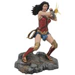 DC Comics PVC Gallery Statues - JL Movie - Wonder Woman Bracelets